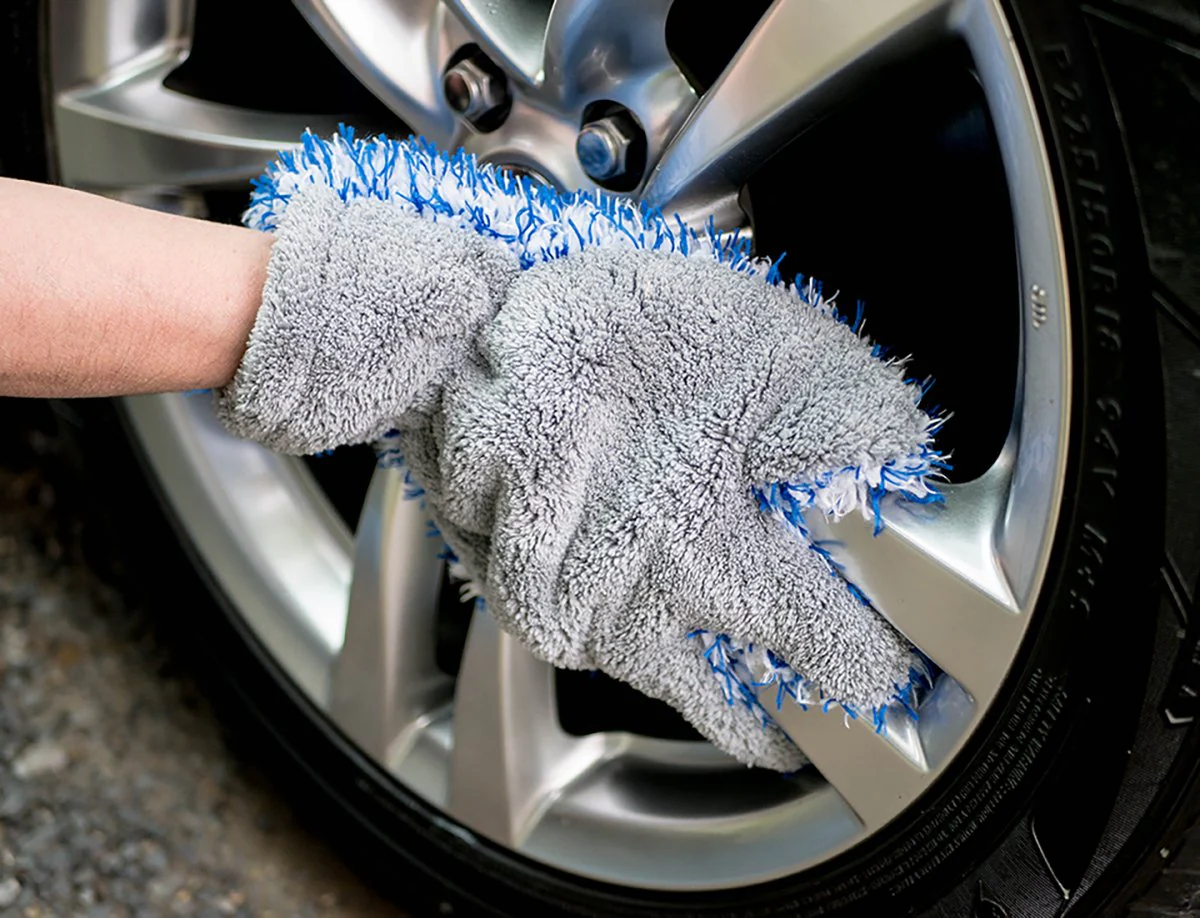 POPO Paws Microfiber Wash Mitt - Image 3